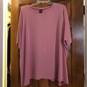 AGNES AND DORA SIZE XL BOXY TEE EUC